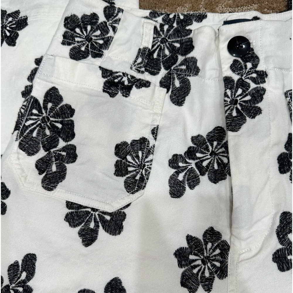 Maeve White Wide-Leg Floral Print Pants with Black Flowers - Picture 5 of 15
